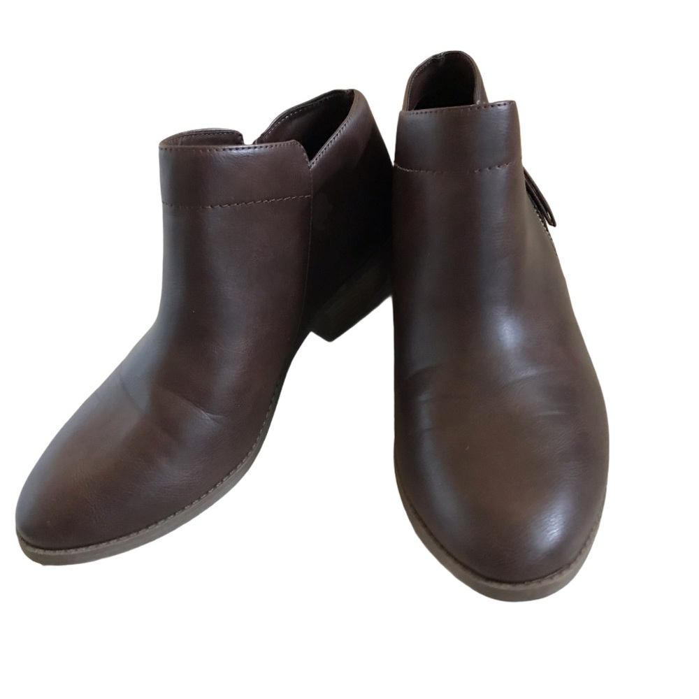 COPY - Time and Tru Ankle Zipper Boots (Wide Widt…